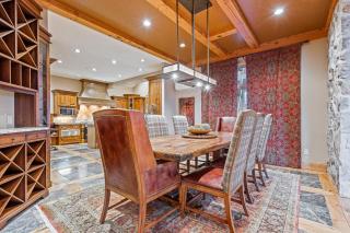 Luxury lodge with hot tub sauna game room movie room & Deer Valley views - 2