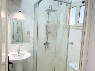 Marina Home View is amazing, book now - 3
