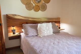 Wabi Sabi Land - Beachfront Villa Resort with Pool - 7