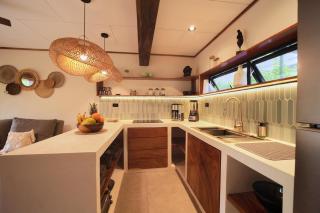 Wabi Sabi Land - Beachfront Villa Resort with Pool - 5