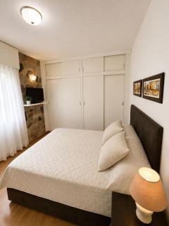 apartamento hecho a nuevo de 1 dormitorio cerca de todos los servicios - 4