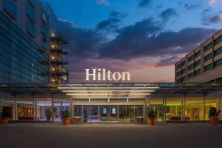 Hilton Geneva Hotel and Conference Centre - 3