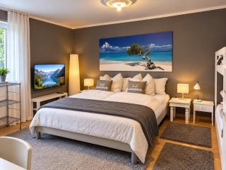 Architect-Apartments 53qm - 2 Schlafzimmer mit integrierter Küche und Bad, nur 2min von A8 - ruhig und modern - 8