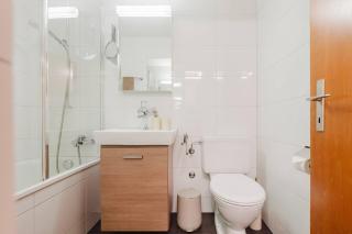 Family Friendly Alpine Apartment Near Ski Area & Free Parking & Lift - 7