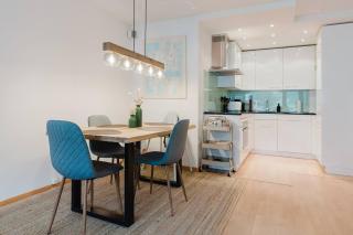 Family Friendly Alpine Apartment Near Ski Area & Free Parking & Lift - 5