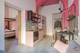Zsolnay Apartment - 1