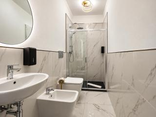Aldini Central Room - 8