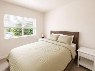 2 BDRM 2.5 BATH - spacious and beautiful - 6