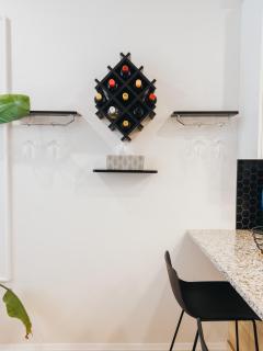 Beautiful modern 2Bdr sunny home with French decor - 1