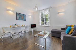 Contemporary 3BR Near City Centre, FREE Parking - 5