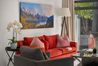 Central Queenstown 3 Bed Villa - 4