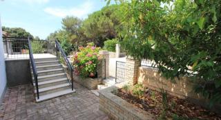 House Paulina 1214 - 2