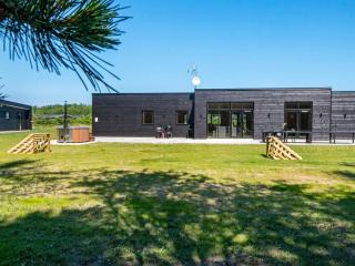 5 star holiday home in Glesborg - 0