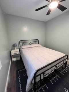 House w Patio & Fenced Yard 10 minutes to Purdue - 4