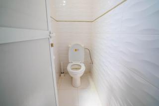 Spacious Family Apartment - 8