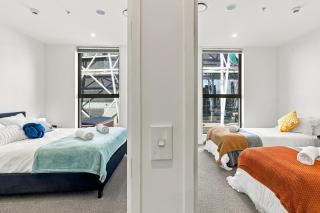 Stylish CBD Apartment with parking Stadium Front - 8