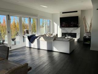 The River House - 4
