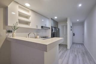 Moderno depa 2 habitaciones con cochera cerca al parque María Reiche Miraflores - 2