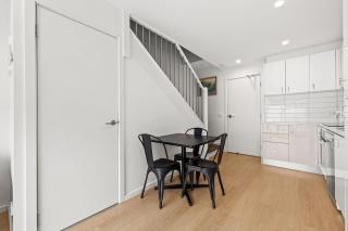 Domi Rentals - The Carlisle Apartments - 3
