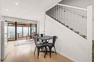 Domi Rentals - The Carlisle Apartments - 2
