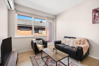 Domi Rentals - The Carlisle Apartments - 6