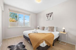 Domi Rentals - The Carlisle Apartments - 3