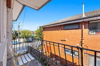 Domi Rentals - The Carlisle Apartments - 1