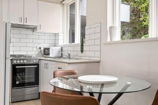 Domi Rentals - The Carlisle Apartments - Melbourne - 6
