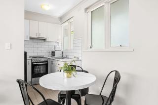Domi Rentals - The Carlisle Apartments - 6