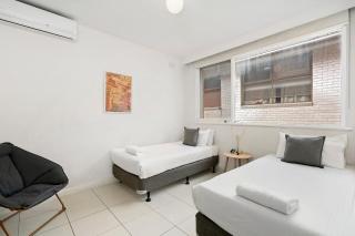 Domi Rentals - The Cozy Balaclava - 7