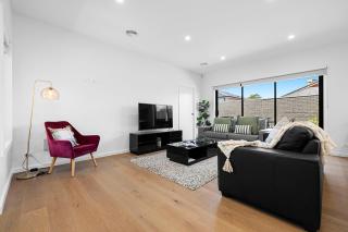 Domi rentals - The Highland House - 9