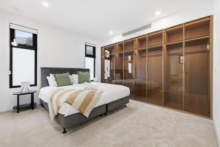 Domi Rentals - The Cheltenham Southland House - 1