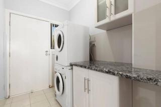 Domi Rentals - The Lona Townhouse - 6