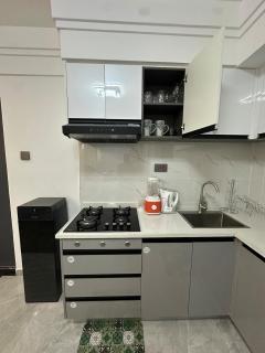 1BR with Extra Room in Kilimani , Near Yaya - 2