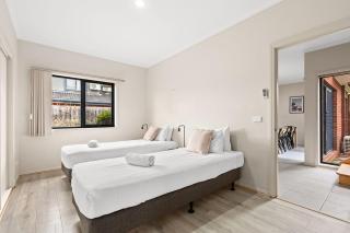 Domi Rentals - The Stockdale Home - 4