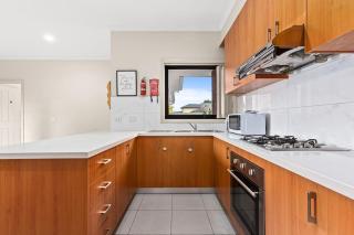 Domi Rentals - The Stockdale Home - 2