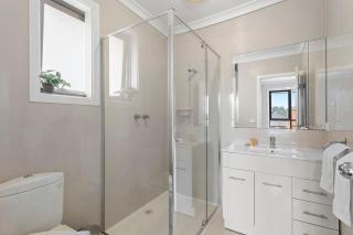 The Lantana Residence - 3