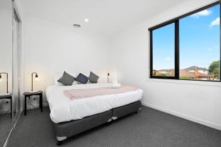 Domi Rentals - The Main Residence - 8