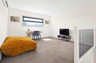 Domi Rentals - The Fregon Townhouse - 3