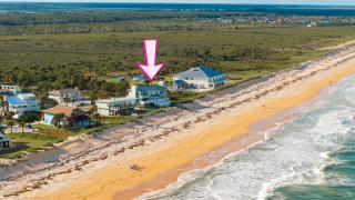 The Funky Pelican Retreat Oceanfront - 6