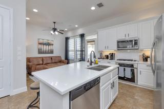 Shops of Legacy Luxury Townhouse with Garage - 4