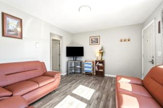 Pontiac - Secluded Backyard, Pet Friendly - 7
