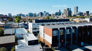 Maison Central - 3BR 3 Bath & Parking - CBD Luxe - Adelaide - 8