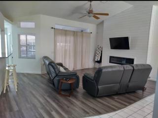 Pool Home Near Springs with Game Room - 2