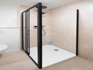 Stylish 3-Bedroom Family Apartment - Amberes - 8
