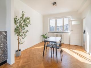 Family-Friendly 3-Bedroom Apartment - Anvers - 6