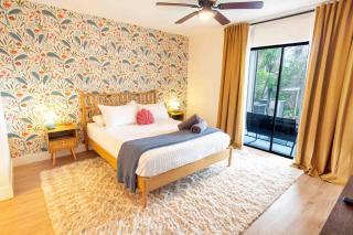 Tropical Beach Oasis - Citrus - 7