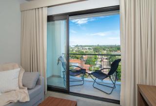 Modern Two-Bedroom in Luque with Pool&Gym Access - 3