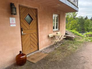 Apartment by the forest in Kana, private bathroom & kitchen - 6