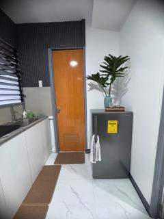Family-friendly home stay near BGC & NAIA airport - 3